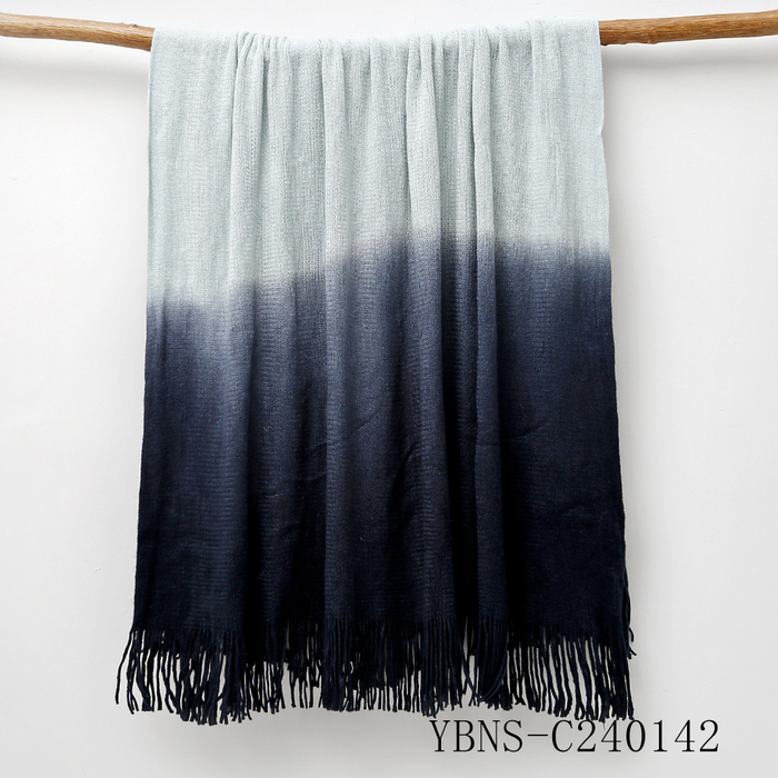 Gradient Scarf