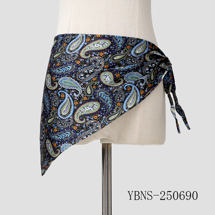 Cashew-patterned Triangle Scarf