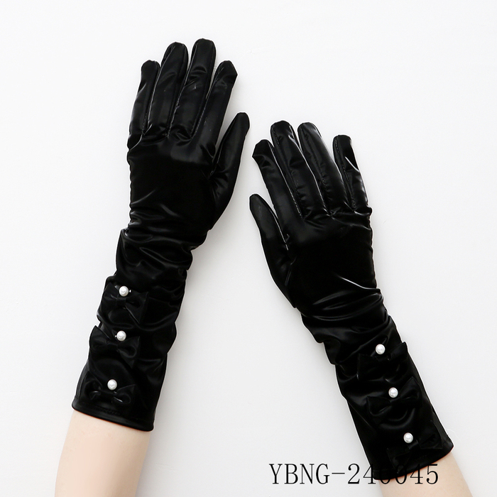 Pearl Gloves